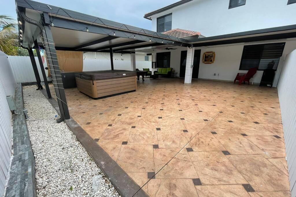 ميامي Villa Yenya المظهر الخارجي الصورة